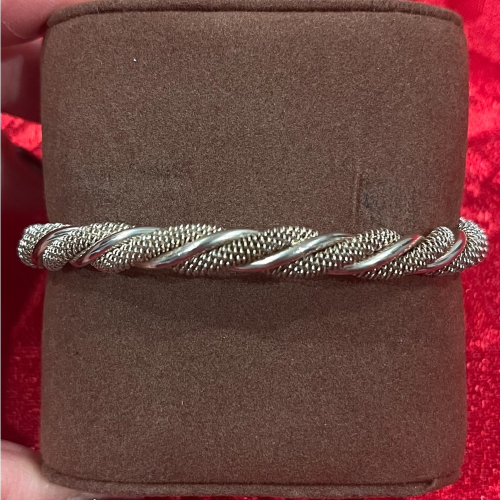 Sterling silver twisted cuff bracelet - Picture 3 of 5